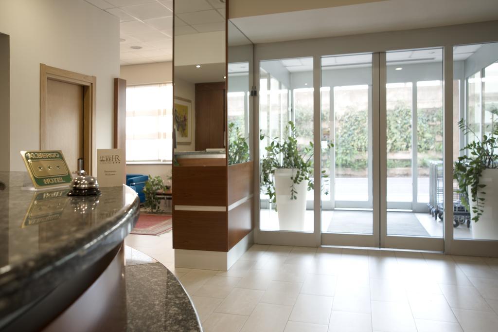 Hotel Re Лисоне Екстериор снимка